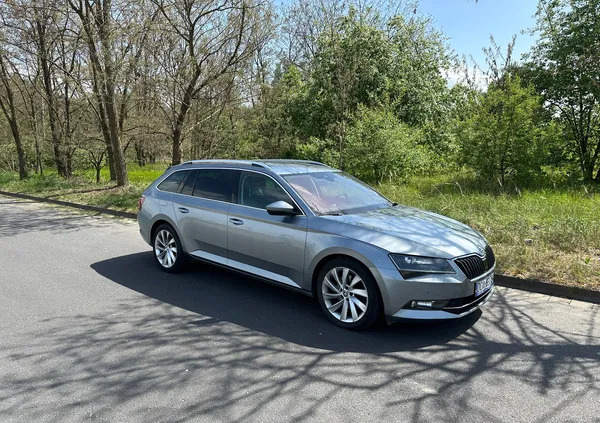 skoda Skoda Superb cena 85000 przebieg: 170173, rok produkcji 2019 z Zaklików